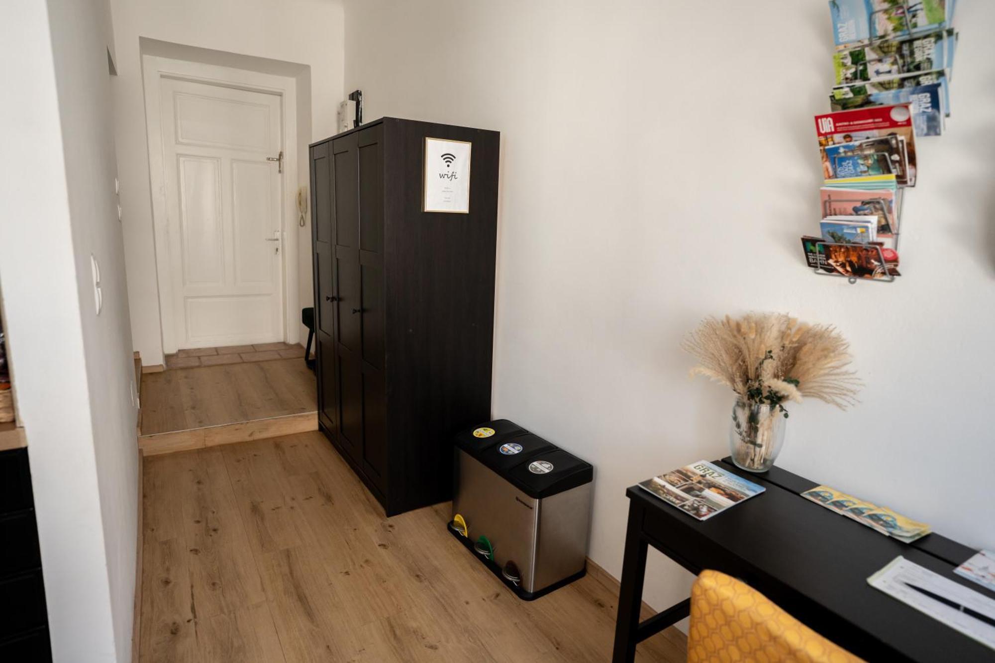 Js Design Apartment Graz Esterno foto
